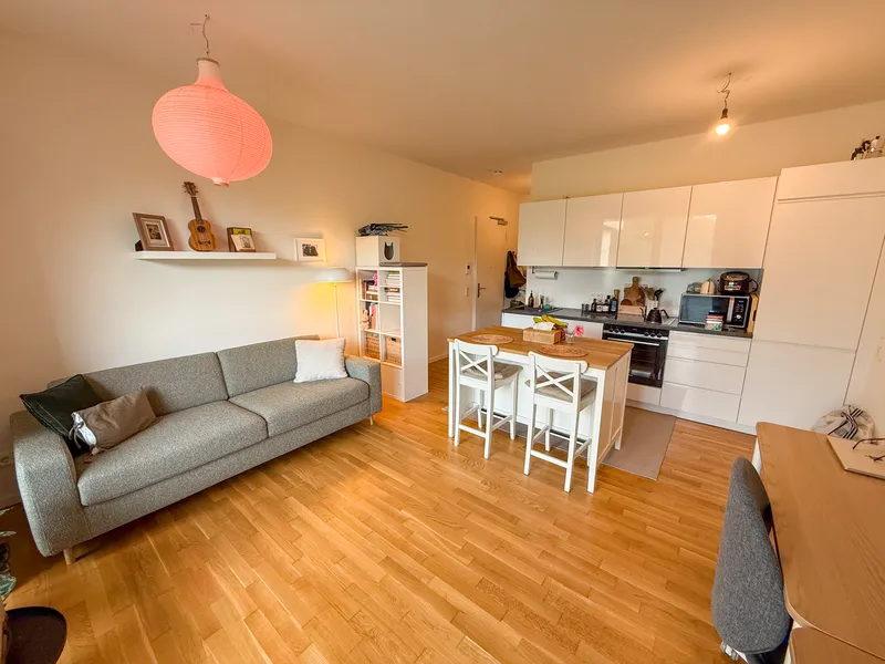 Moderne 2-Zimmer-Wohnung in Berlin-Mitte mit großem Balkon & Fernsehturmblick — photo 1